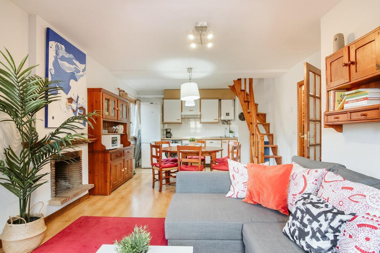 Casa Silvia - Acogedor Duplex En Sallent de Gállego Buitenkant foto