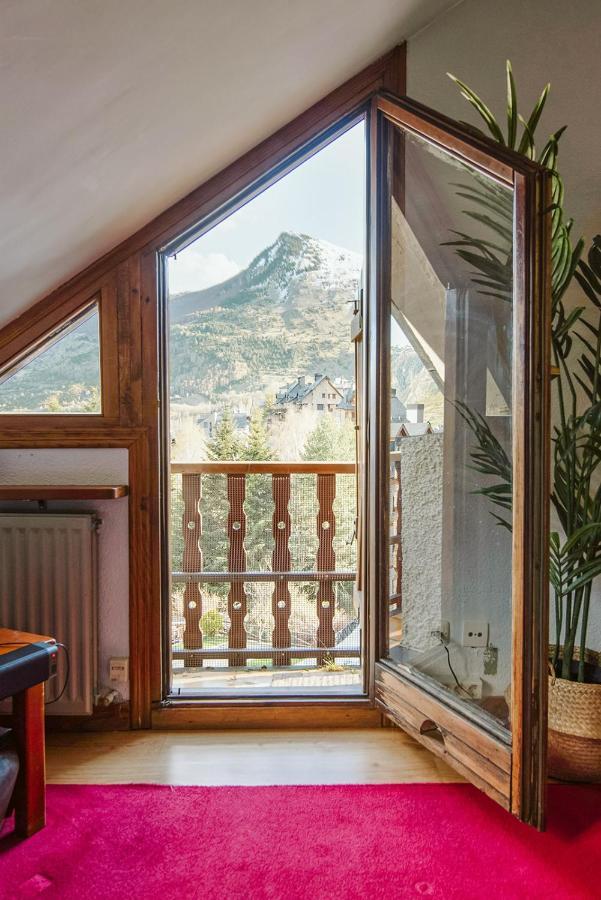 Casa Silvia - Acogedor Duplex En Sallent de Gállego Buitenkant foto